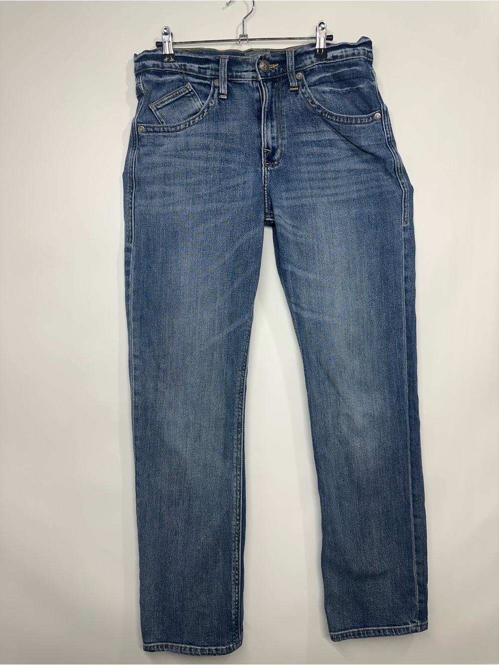 Rock & Republic Men’s Jeans 32x34 Relaxed Straight Medium Wash Denim
